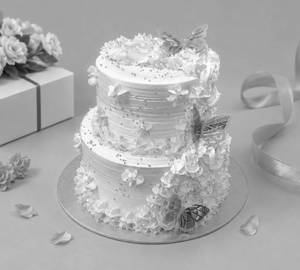 Double Decker Strawberry Cake (1500 grams)