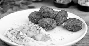 Falafel And Hummus