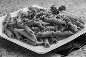 Chicken red pasta