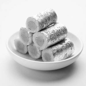 Kaju Pista Roll
