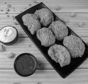 Chicken Tikka Crispy Momos ( 8 Pcs )