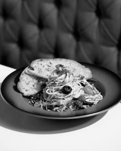 Spinach Mushroom Aglio Olio Peperoncino