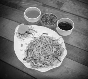 Veg Hakka Chowmein