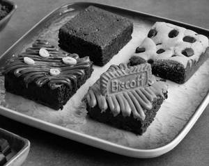 Assorted Brownie Box (4 pcs)