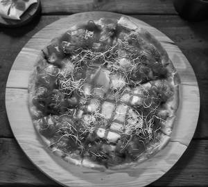 Tandoori pizza