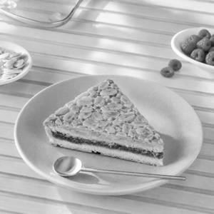 Almond Raspberry Pie