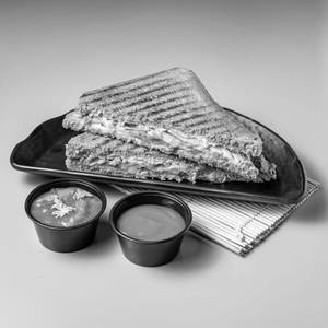 Avocado Grilled Veggies Multigrain Sandwich
