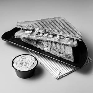 Avocado Grilled Chicken Multigrain Sandwich