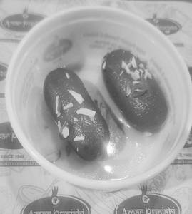 Desi Ghee Ke Gulab Jamun