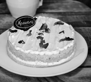 Rose Tres Leches (310 Gm)