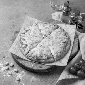 Golden Corn Pizza