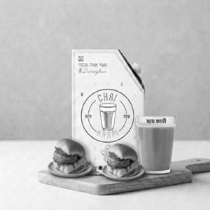 Kadak Chai (250 Ml) With Vada Pav