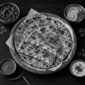 Stuffed Paneer Kulcha