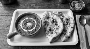 Dal Makhani & 2 Buter Naan