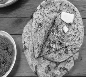 Paneer Paratha Spl 2 pc
