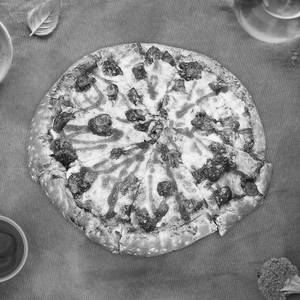 Chicken blast pizza