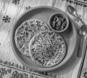 Sattu Paratha [2 Parathas]