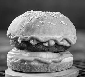 Sehezwan Cheese Burger