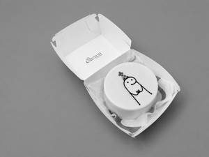 Party Cap Bento Cake
