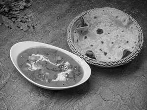 3 Chapathi + Paneer Butter Masala