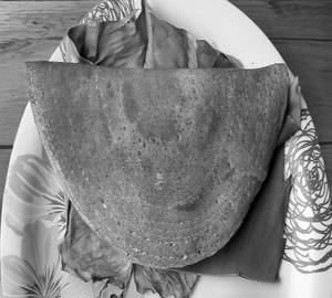 Barley Masala Dosa With Taro Root (Kesuvana Gedde)