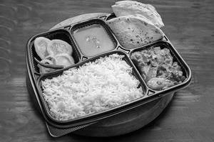 Mom"S Small Thali