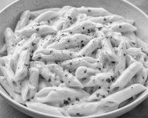 Penne Cheesy Alfredo