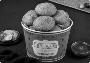 Onion Kachori Bucket