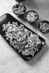 Mangolian Pan Grilled Chicken (8pieces)