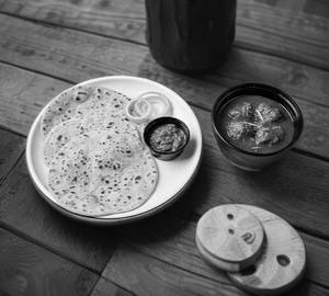 Chicken Curry With 3 Roti