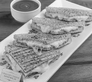 Cheese Chutney Wheat Grilled Sandwich