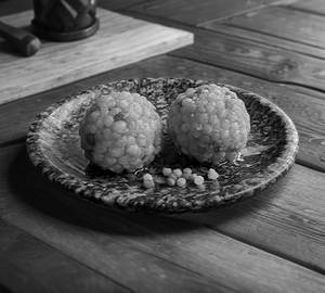 Desi Ghee Jodhpuri Ladoo
