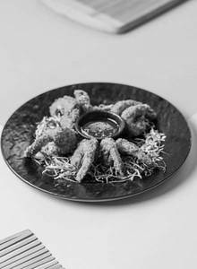 Golden Fried Prawns (8 Pieces)