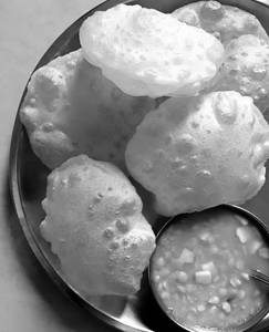 Luchi Cholar Dal Combo