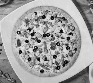 Chicken Tikka Pizza