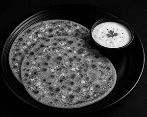 2 Paneer Paratha With Curd