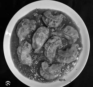 Chilli Gravy Momos