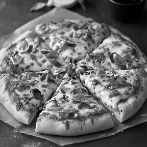Margherita Cheese Pizza