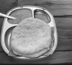 Naan poori 2 pc