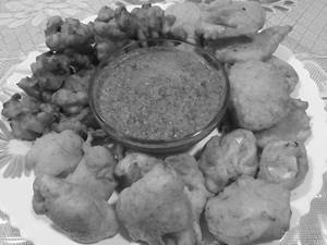 Mix Bhajiya (100 Gms)