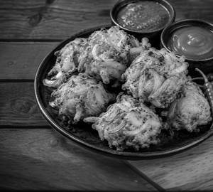 Aloo Pyaz  Pakoda