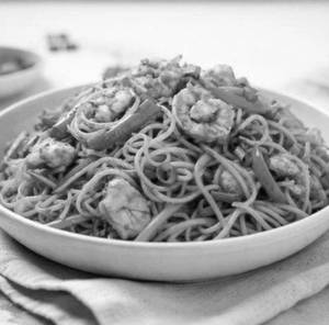 Schezwan Noodles Shrimp