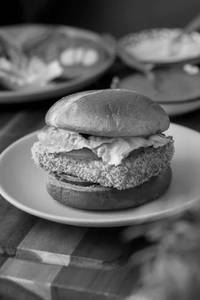 Crispy paneer burger