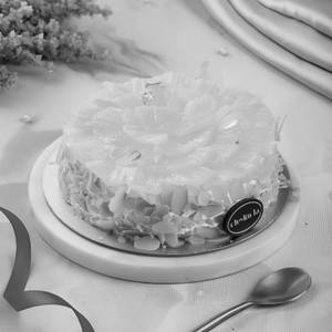 Eggless Pineapple Cake
