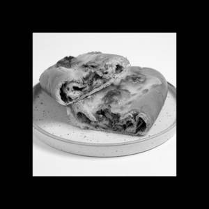 Mushroom Sun Dried Tomatoes Olive Jalapeno Cheese Bread [Serves 2]