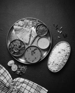 Shimplya Thali