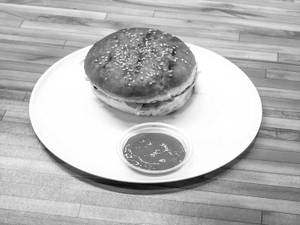 Cheese Aloo Tikki Burger