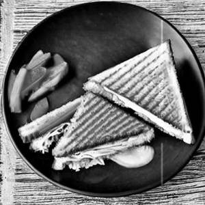 Veg mushroom sandwich