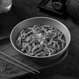 Shredded Chicken With Chilli Basil Sauce
