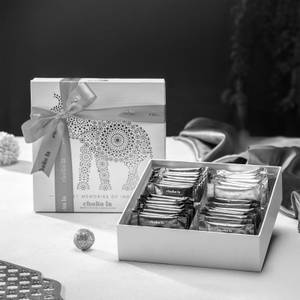 Sweet Memories of India Chocolate Hamper [Serves 4]